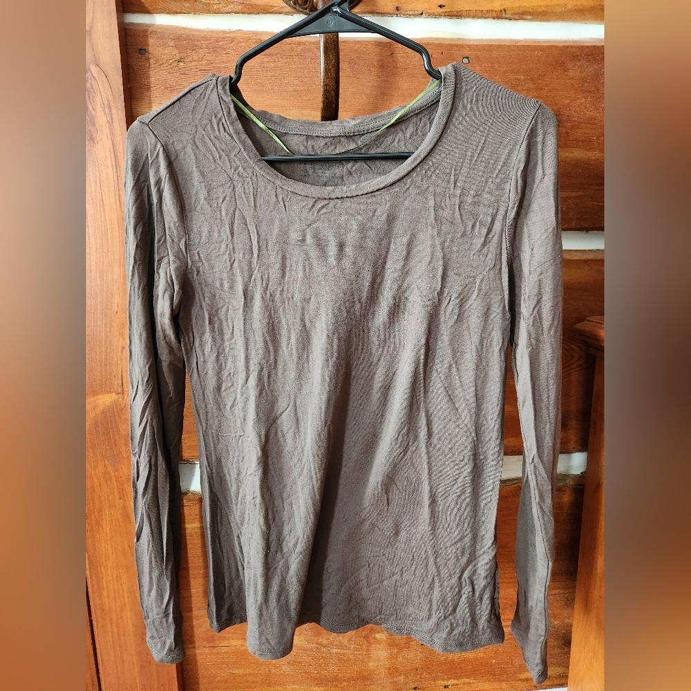 Le Chateau Long Sleeve Tshirt
